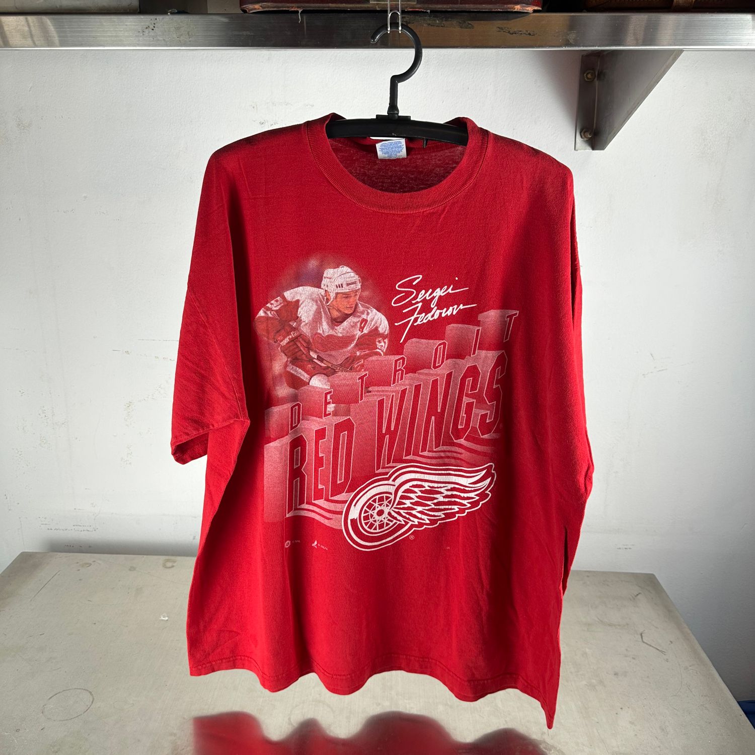 ​Vintage 90s Sergei Fedorov Detroit Red Wings NHL Hockey ​T-Shirt