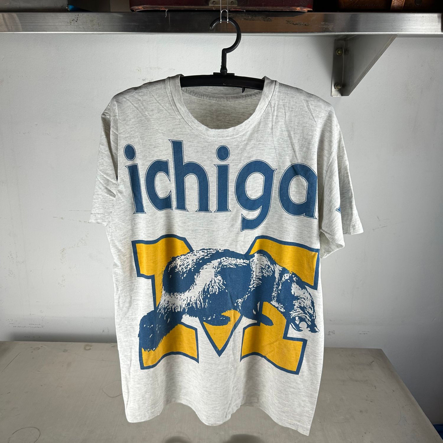 ​Vintage 90s Michigan Wolverines NCAA Graphic T-Shirt