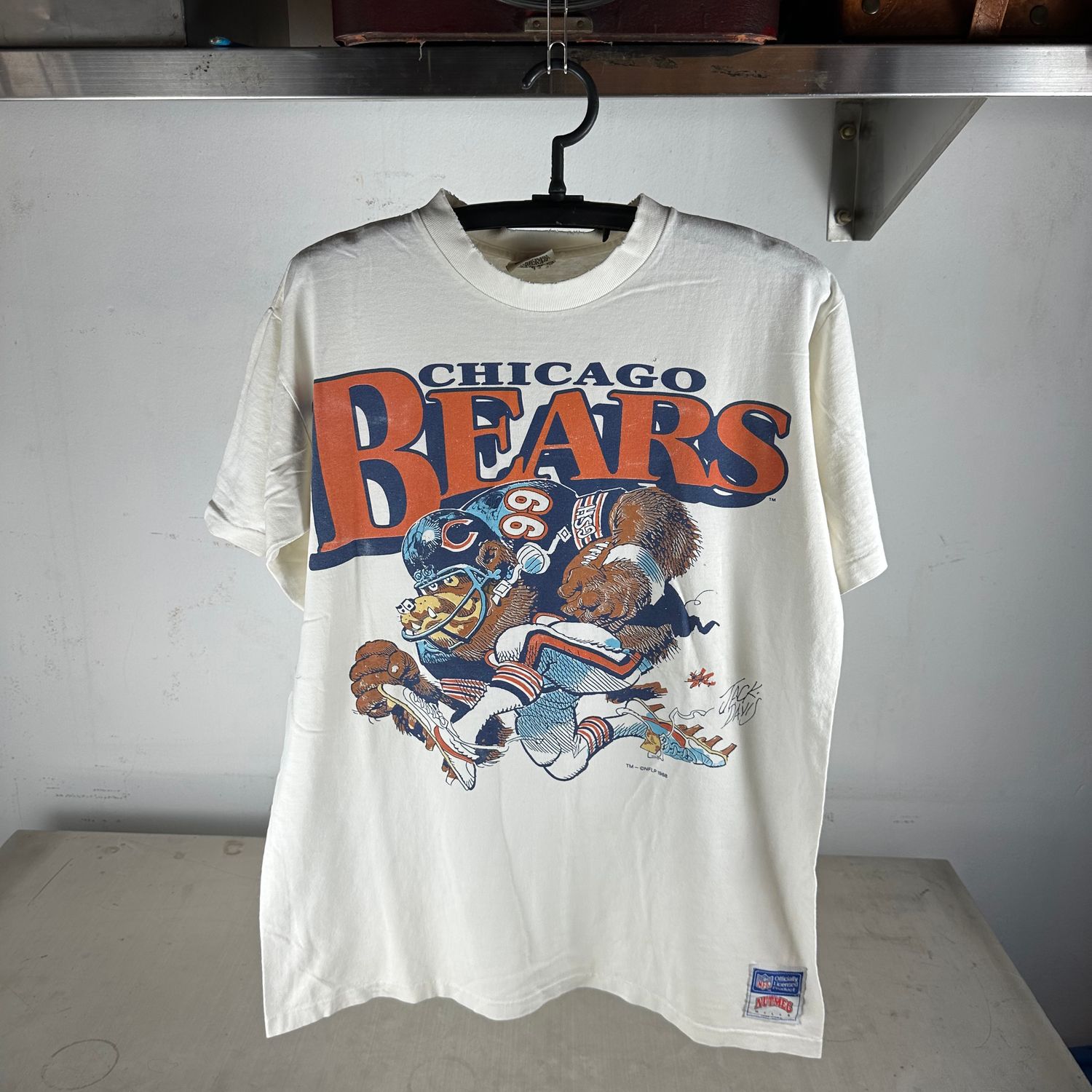 ​Vintage 1988 Chicago Bears NFL Nutmeg Jack Davis Graphic T-Shirt