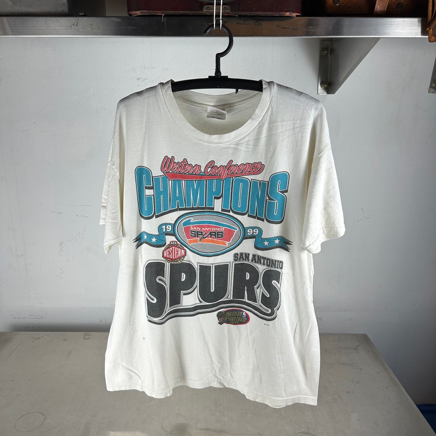 ​Vintage 1999 San Antonio Spurs NBA Conference Champions Graphic T-Shirt