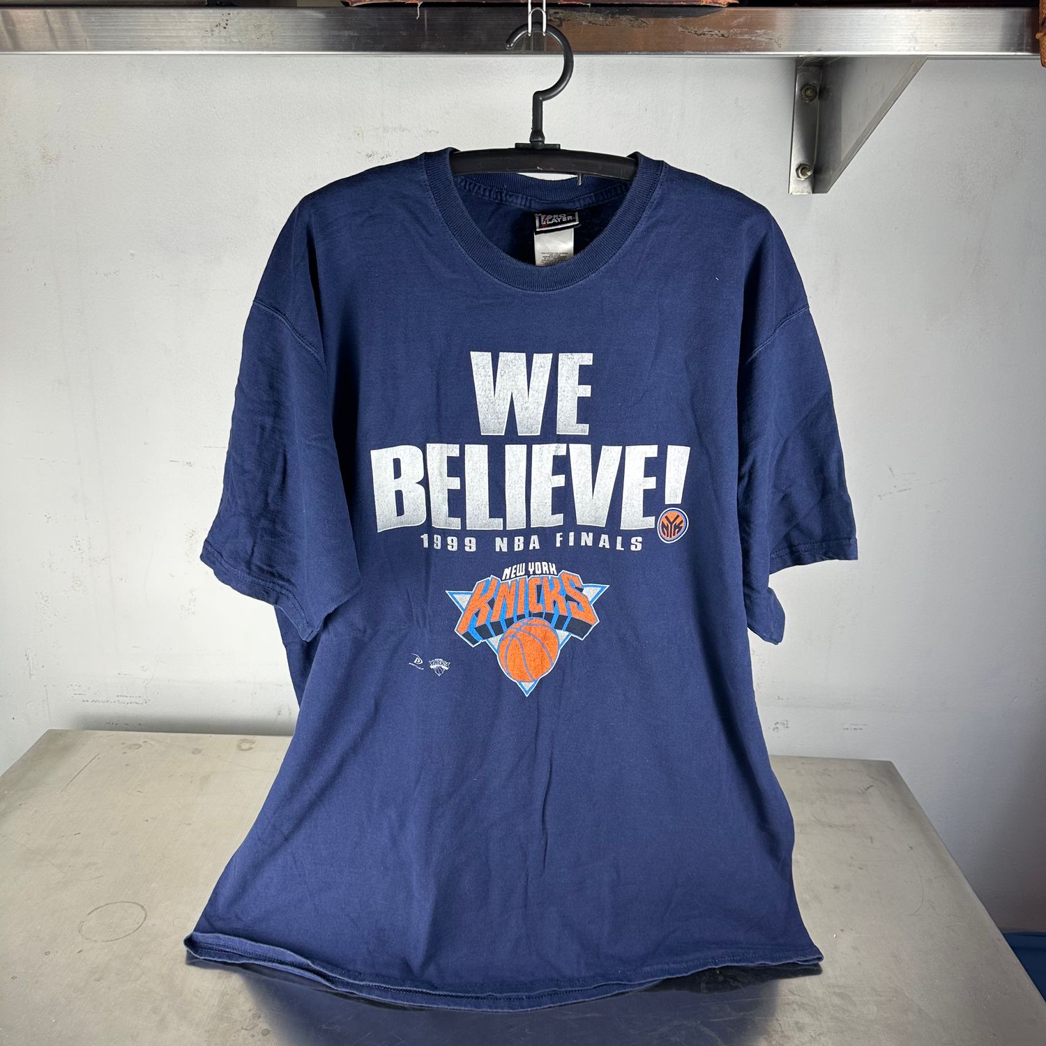 Vintage 1999 New York Knicks NBA Finals We Believe! T-Shirt