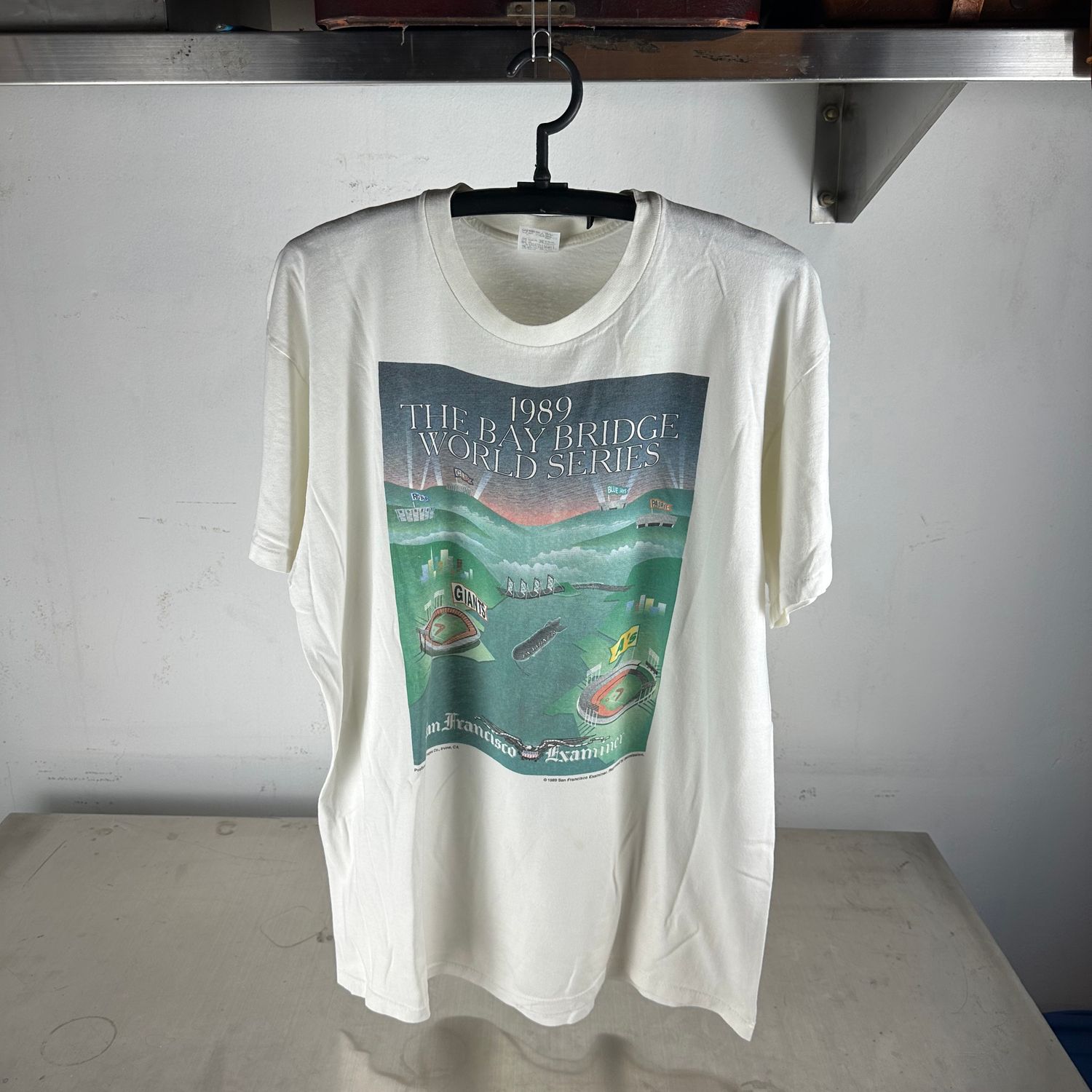 ​Vintage 1989 MLB The Bay Bridge World Series Giants VS Oakland T-Shirt