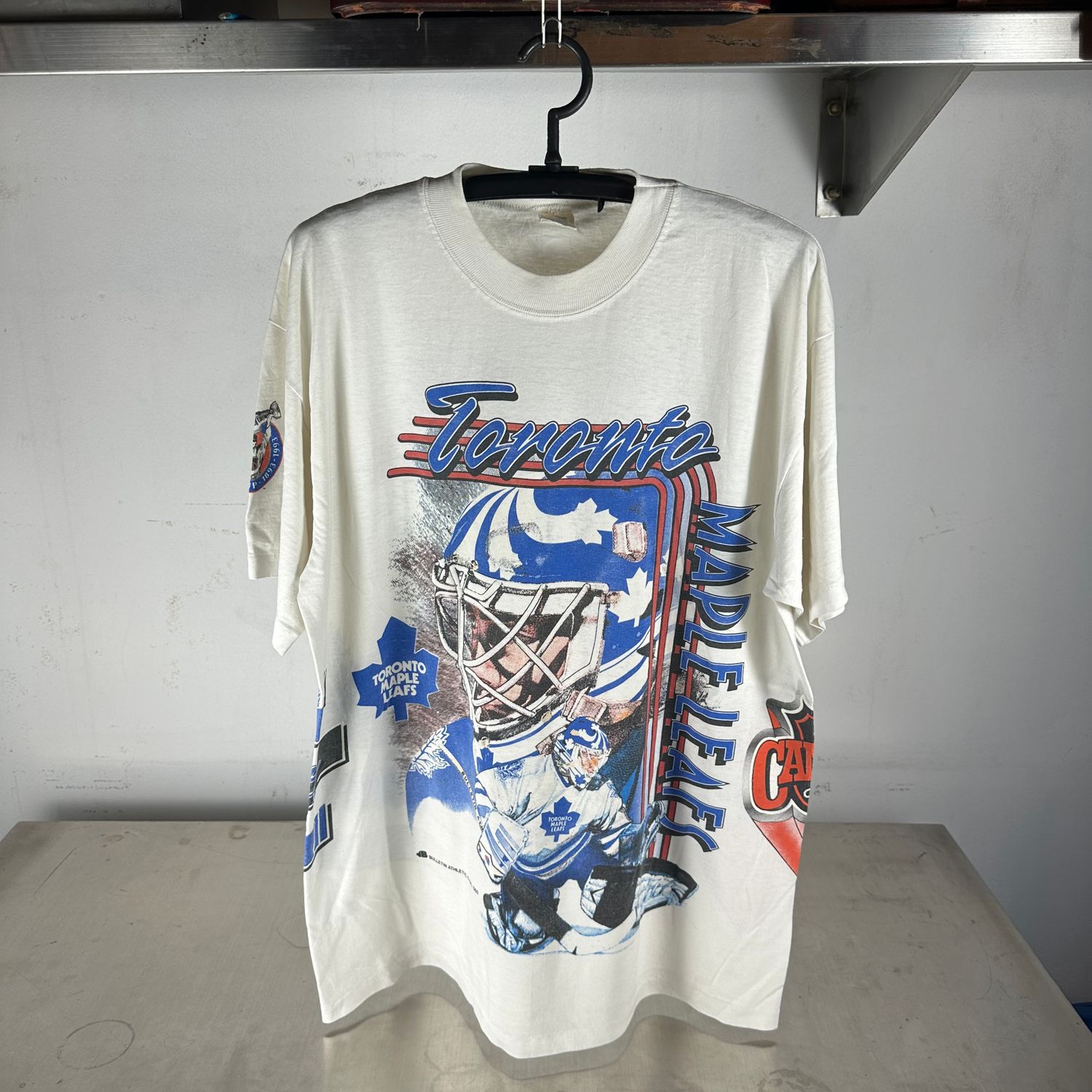 ​​Vintage 1992 Toronto Maple Leafs Bulletin Athletic NHL AOP​ T-Shirt