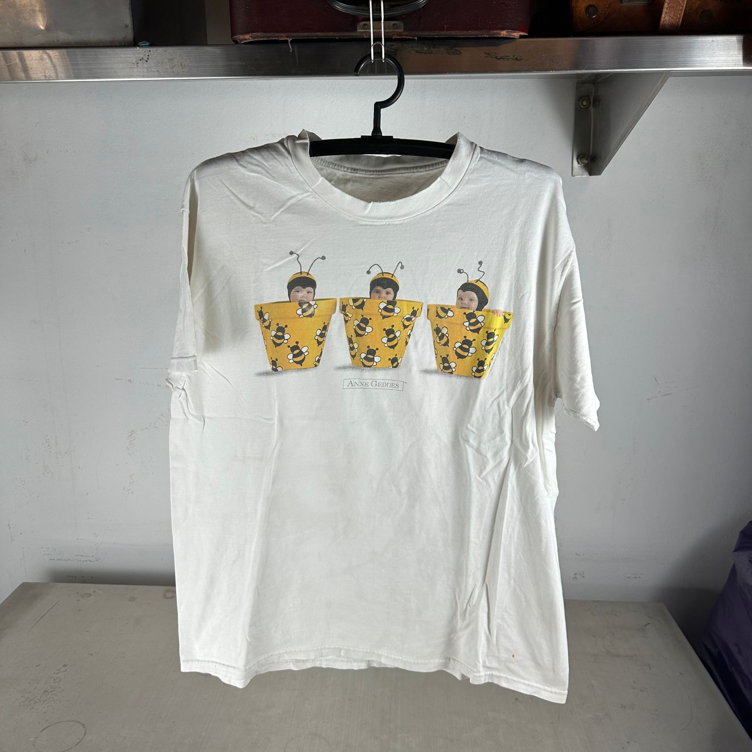 ​​​Vintage 90s Anne Geddes Bumblebee Babies Photo T-Shirt