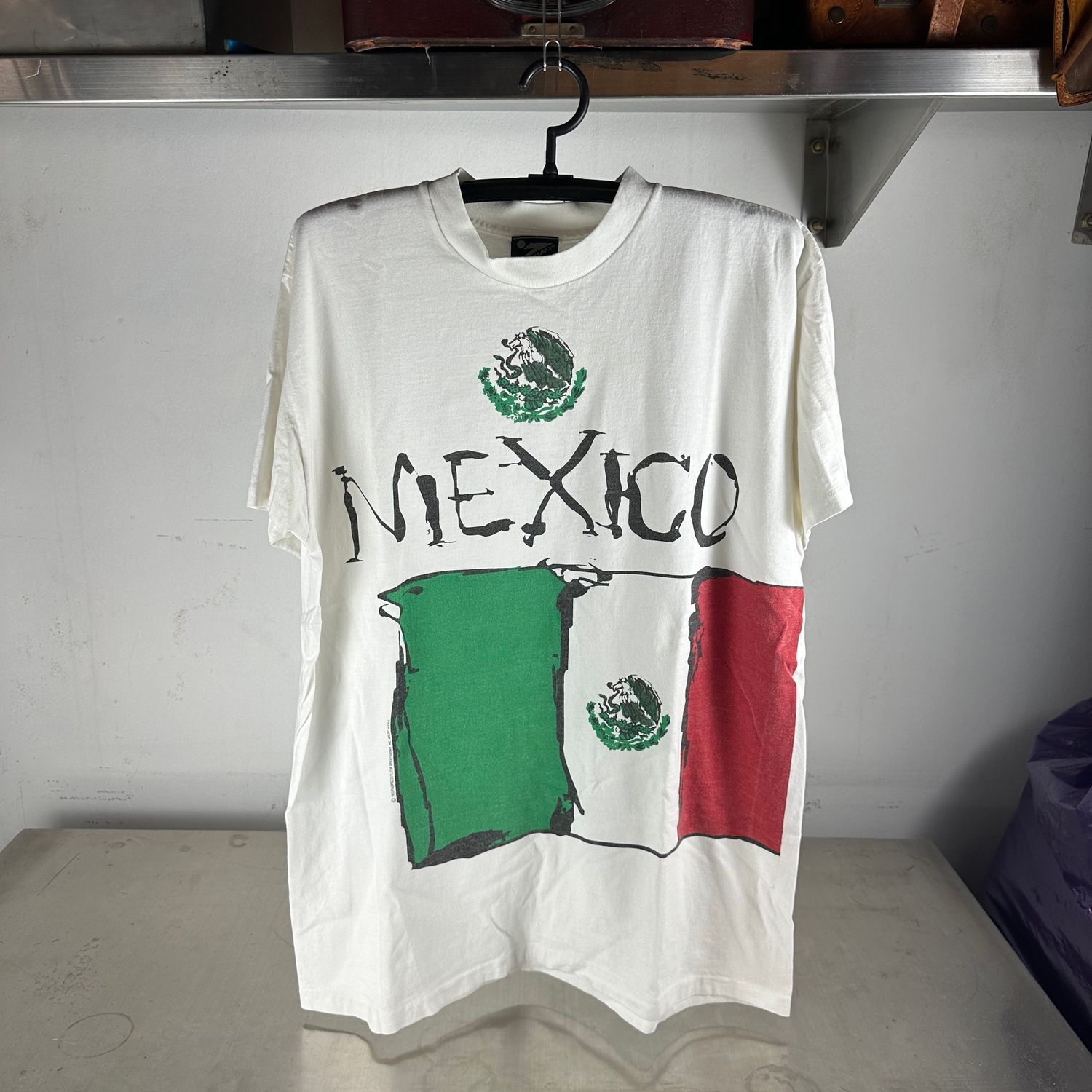 Vintage Mexico 1994 USA Soccer World Cup Flag Graphic T-Shirt
