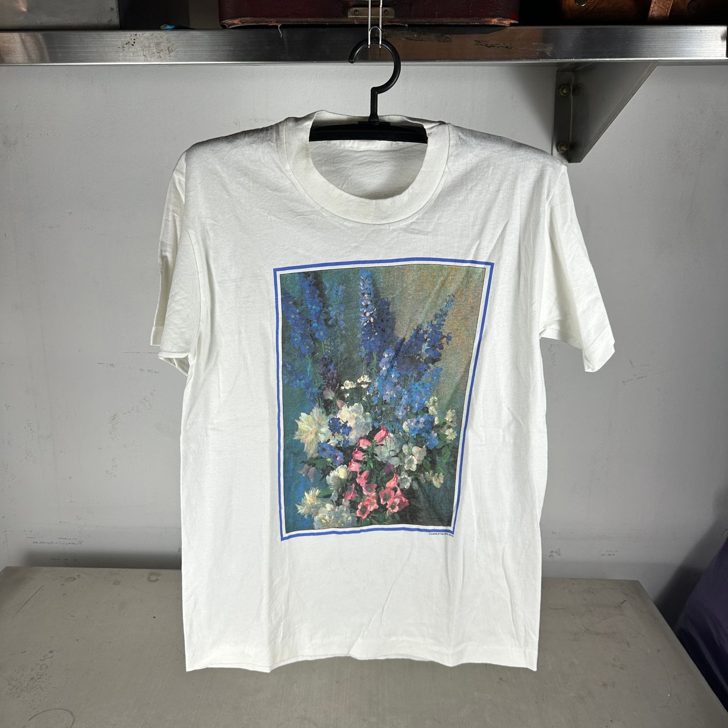 ​​​​Vintage 90s Floral Artwork Museum of Fine Arts Boston T-shirt