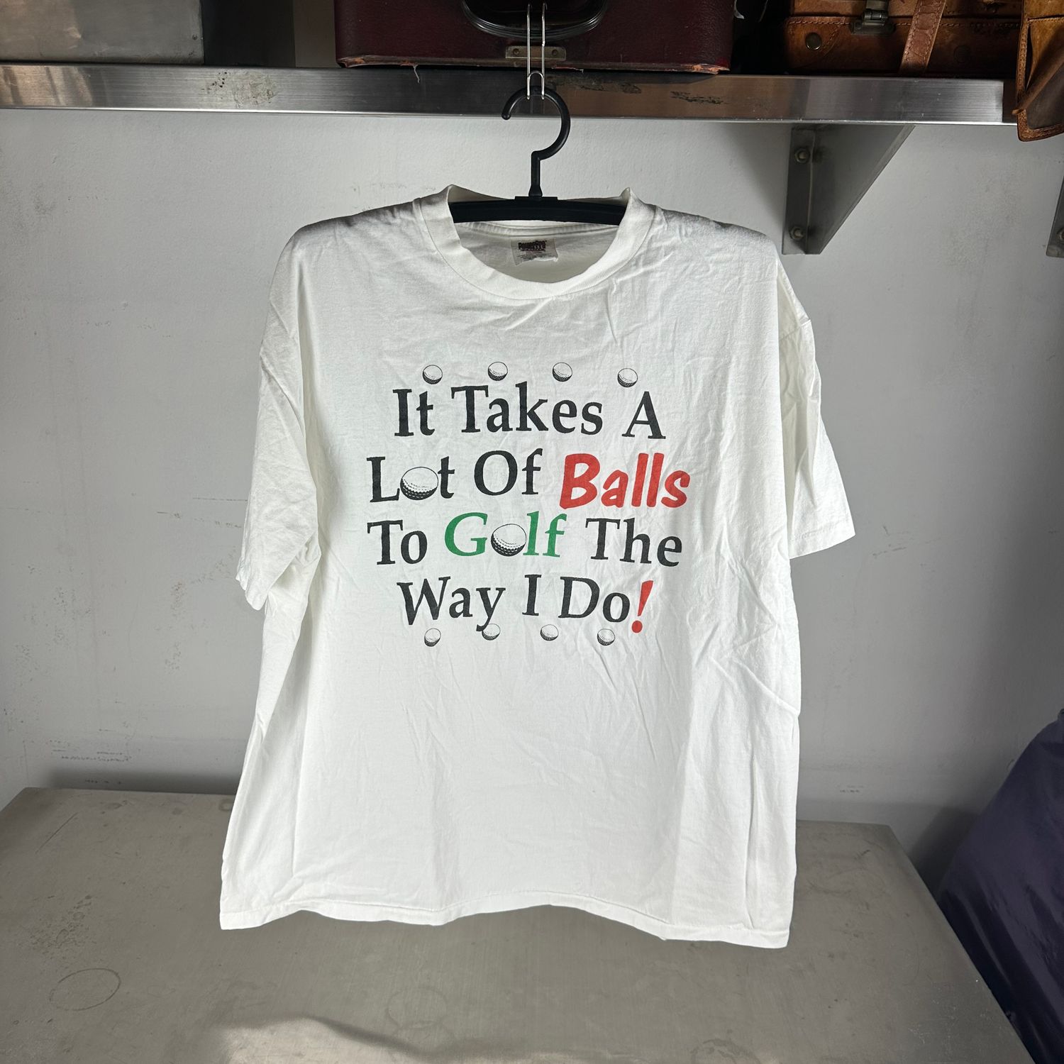 ​Vintage 90s It Takes A Lot Of Balls To Golf The Way I Do Humor T-shirt