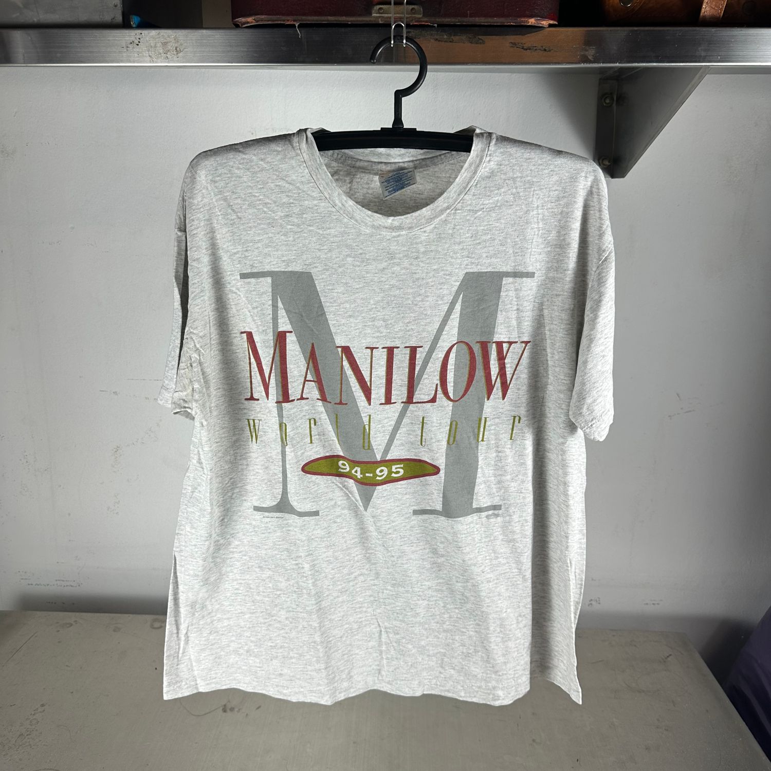 ​Vintage 1994-95 Barry Manilow World Tour Single Stitch T-shirt