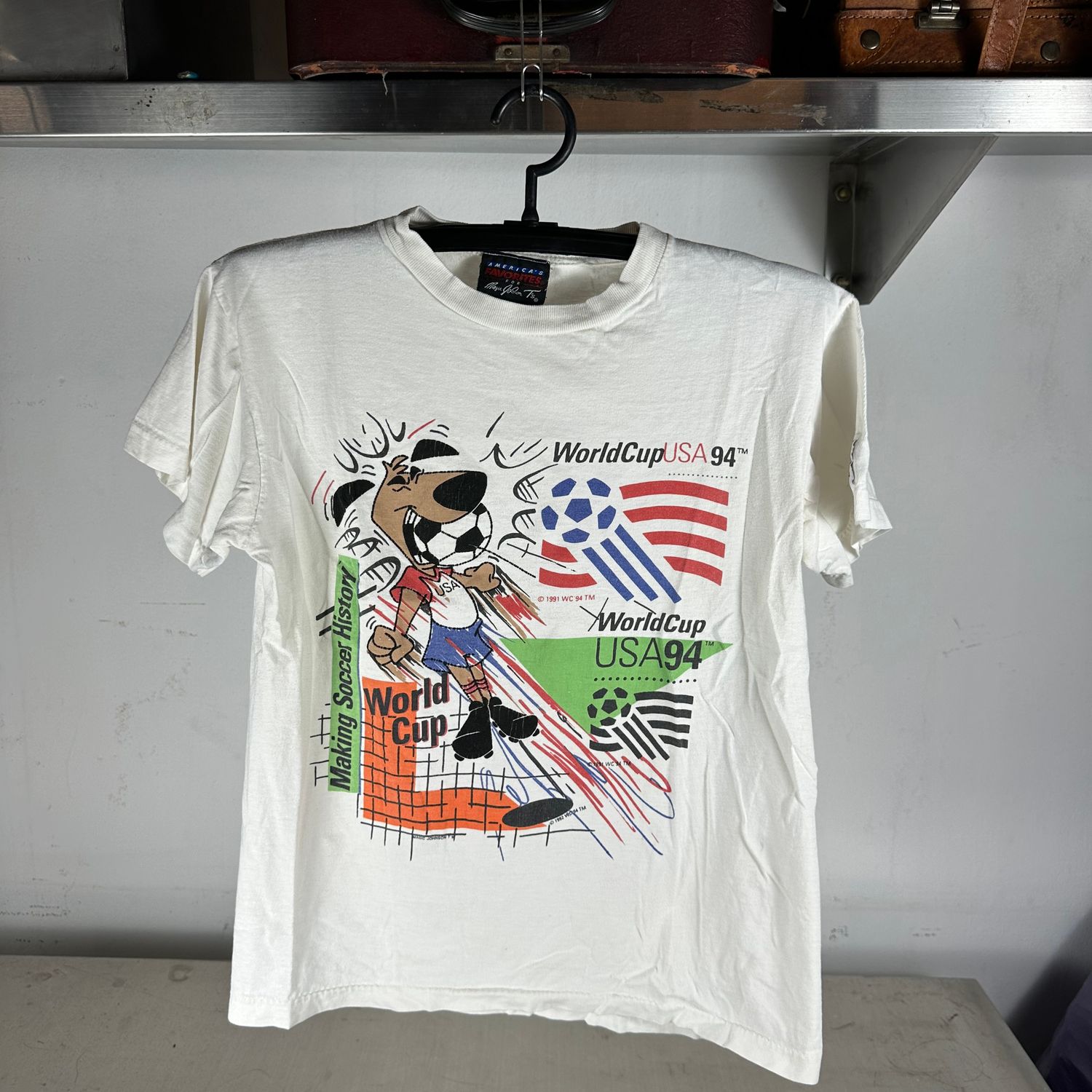 ​Vintage 1994 USA Soccer World Cup Making Soccer History Graphic T-shirt