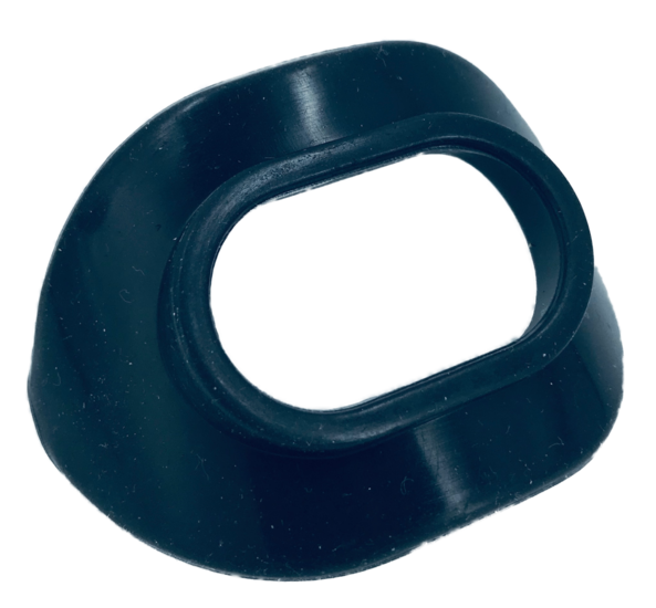 Aqualung lip shield