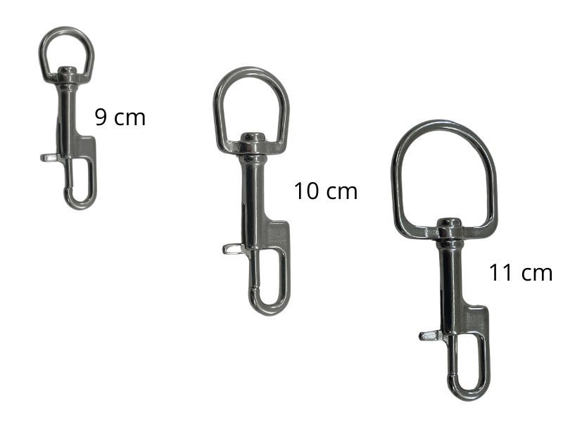 Bolt snap with large finger tab