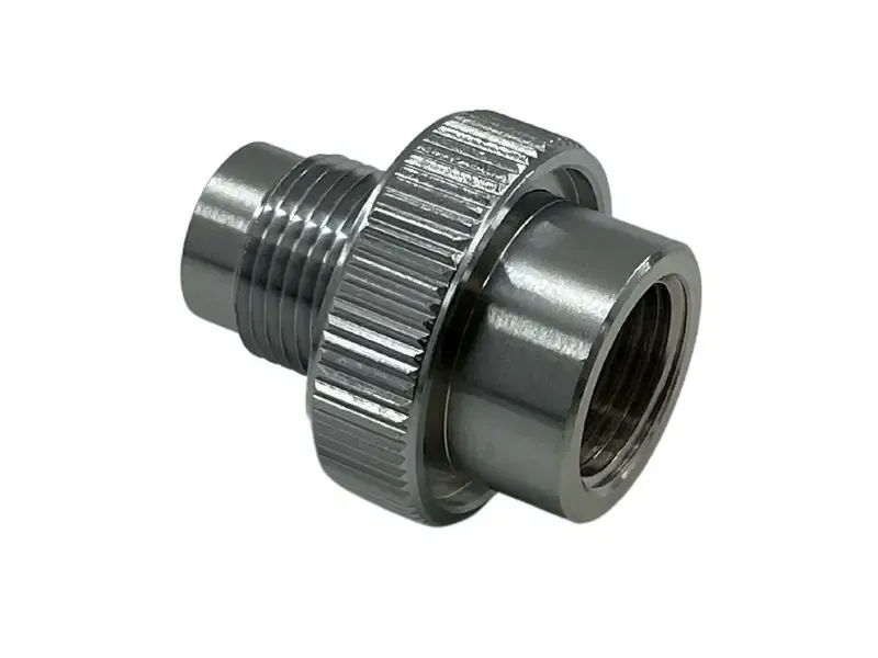 Adapter Male g5/8 DIN 300 - Female g5/8 230