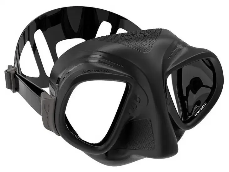Mares X-Tream, Kleur: Black