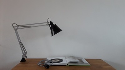 bureauLamP