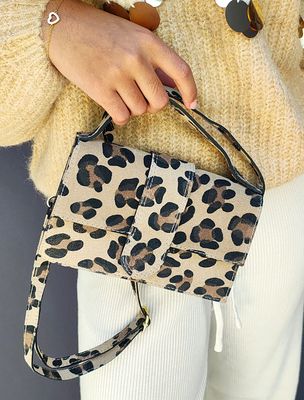 Petit sac en cuir motif leopard
