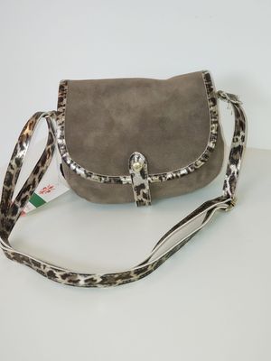 Sac Taupe Élégant avec Détails Animaliers