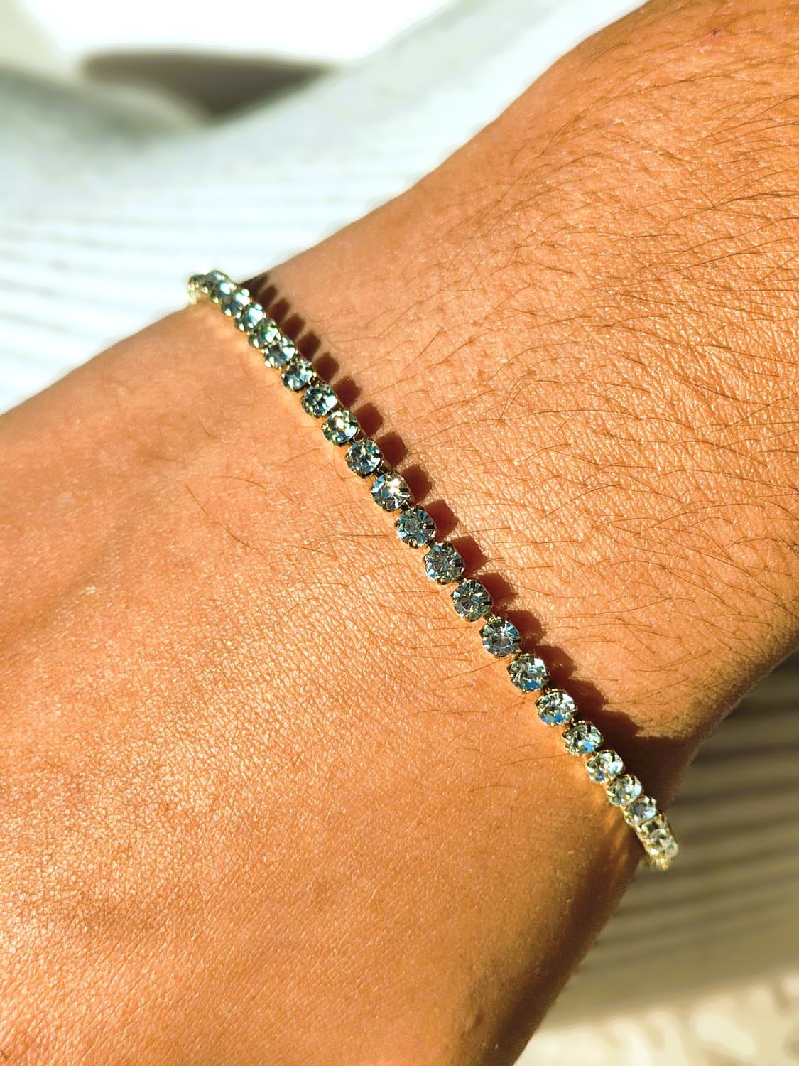 Bracelet Doré – Pierres Scintillantes Style Diamants – Fermeture Réglable