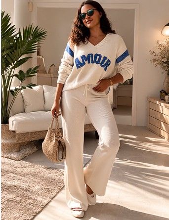Pull “Amour” – Écru &amp; Bleu – Taille Unique