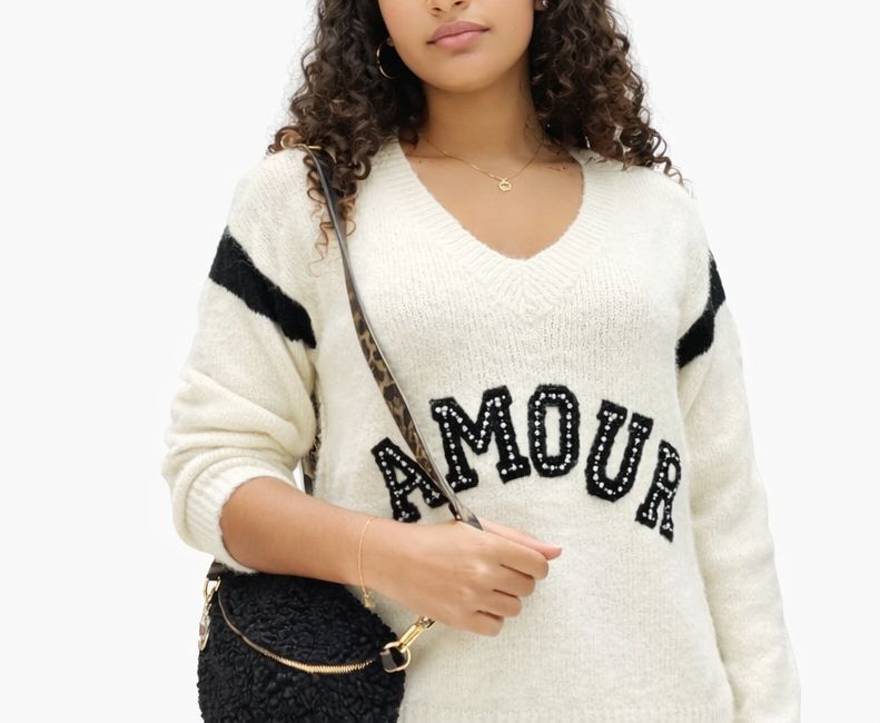 Pull “Amour” – Écru &amp; Noir – Taille Unique