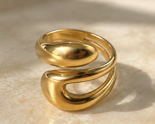 Bague Sofia – Dorée, design organique