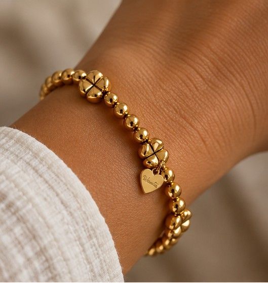 Bracelet Amaya doré – Perles &amp; trèfles