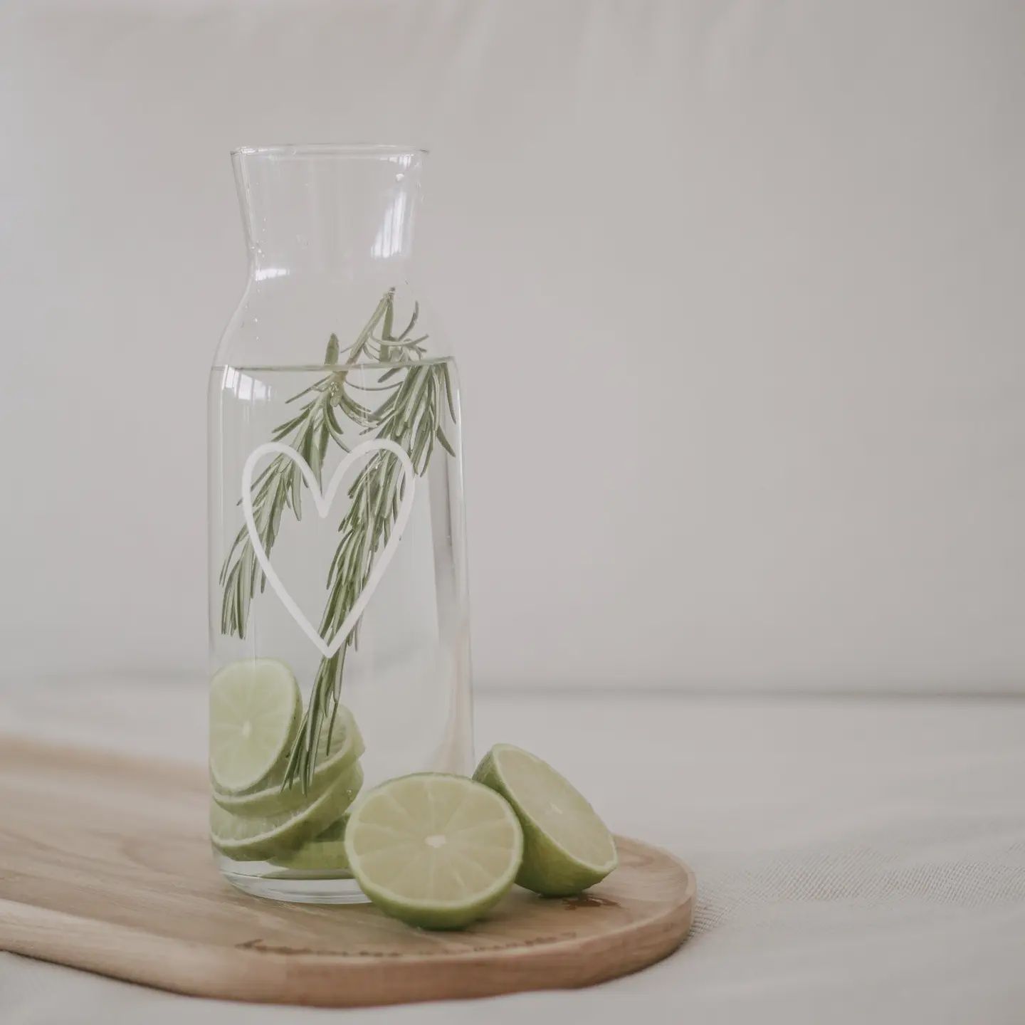 Carafe, Inscription: Coeur blanc