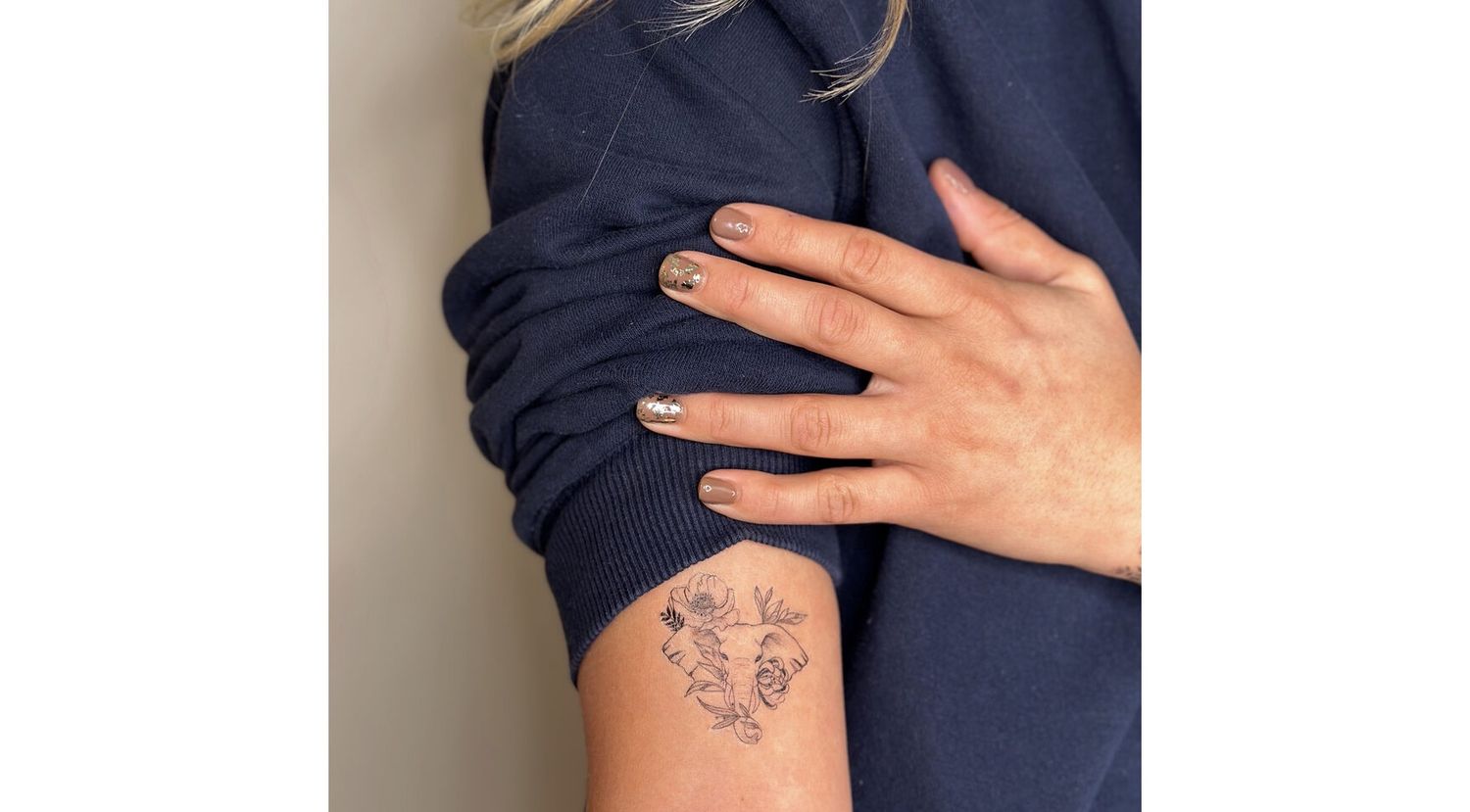 Tatouage Ephémère - Eléphant Floral