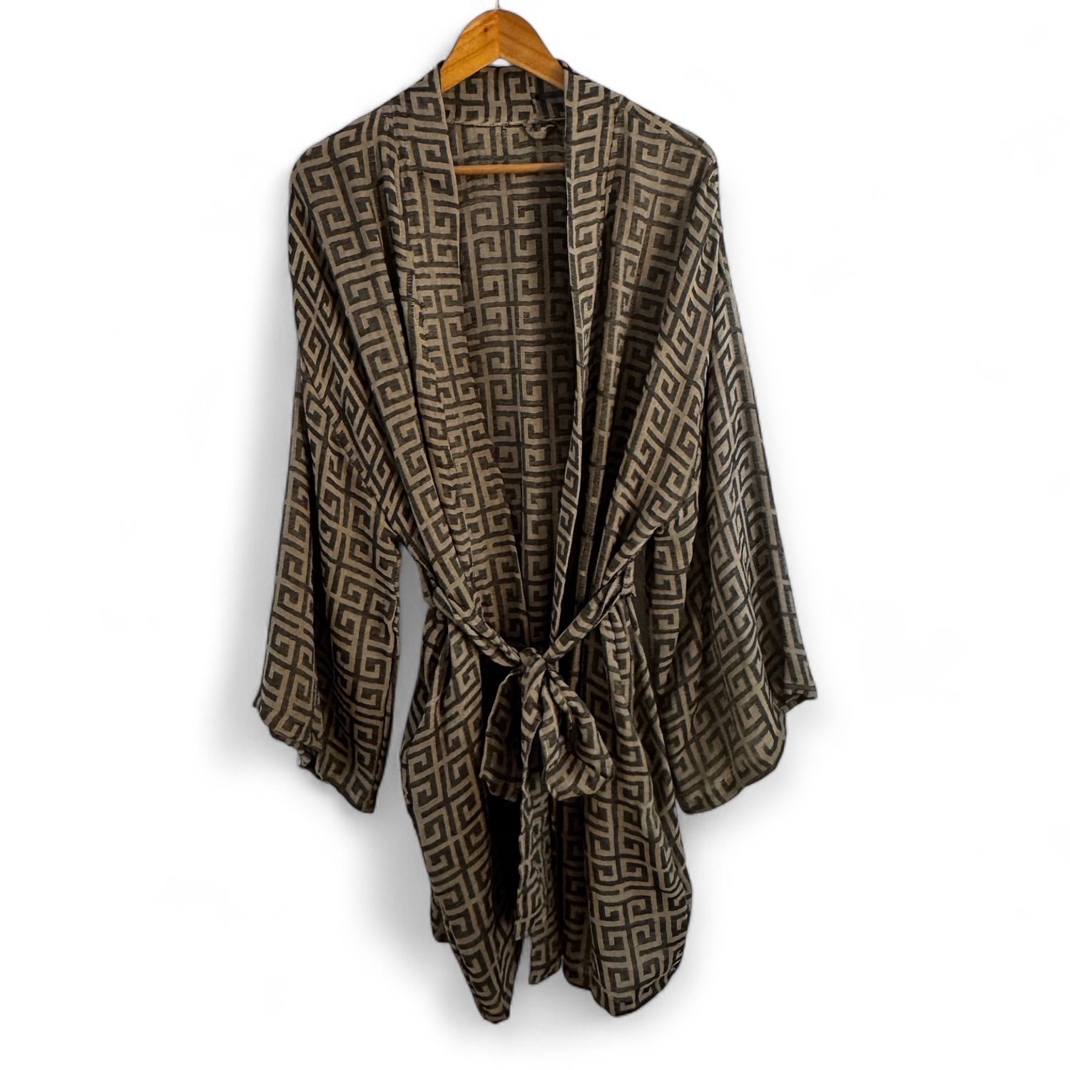 Kimono, Couleur: Noir