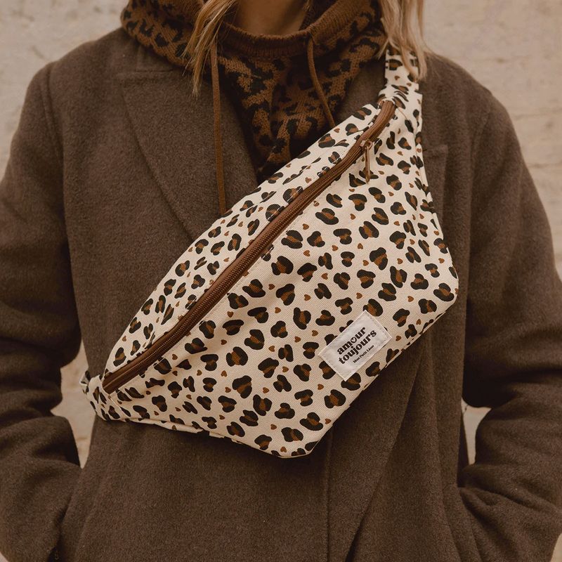 Banane Léopard Coeur Beige