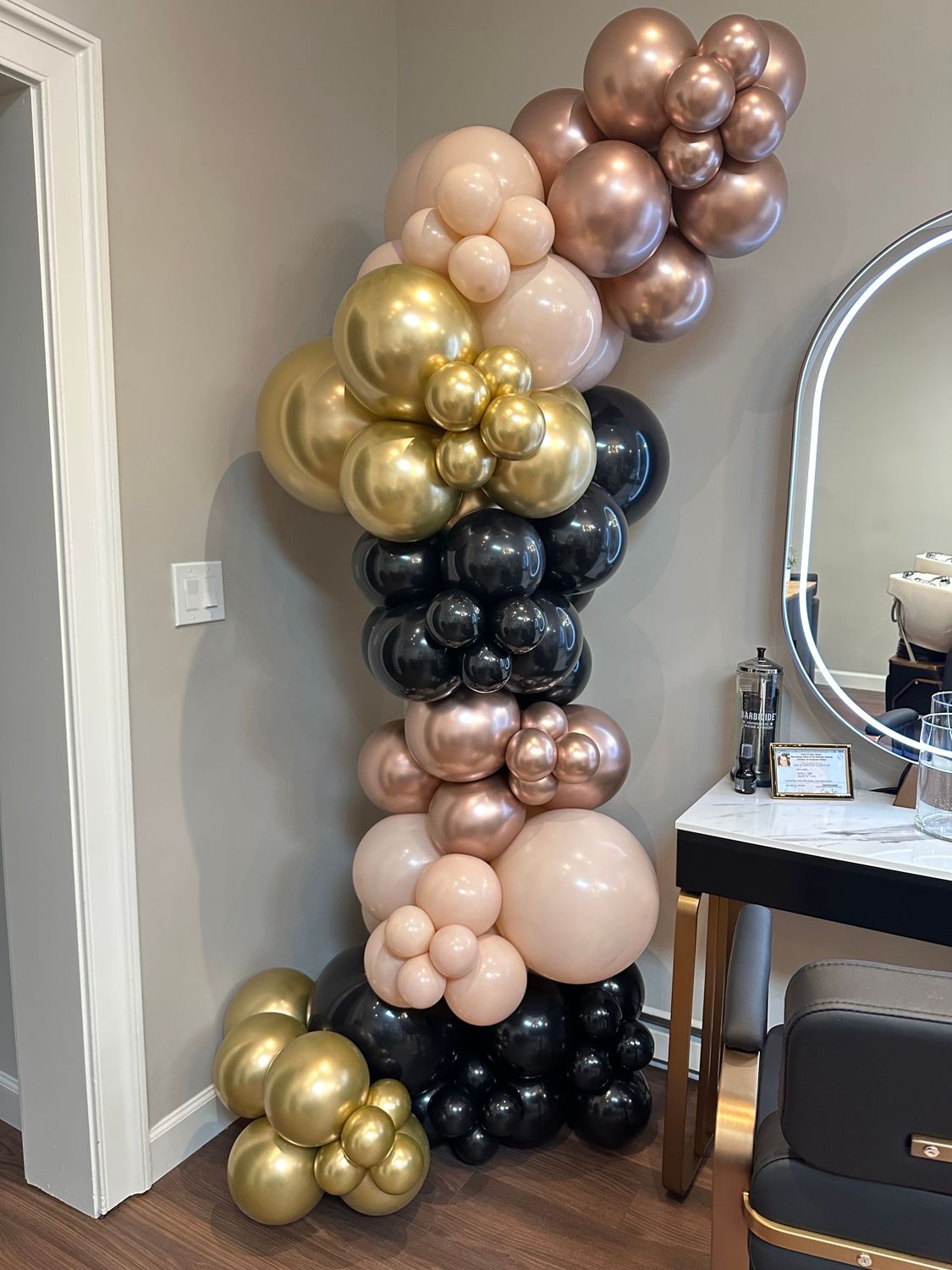 8ft Free-Standing Garland