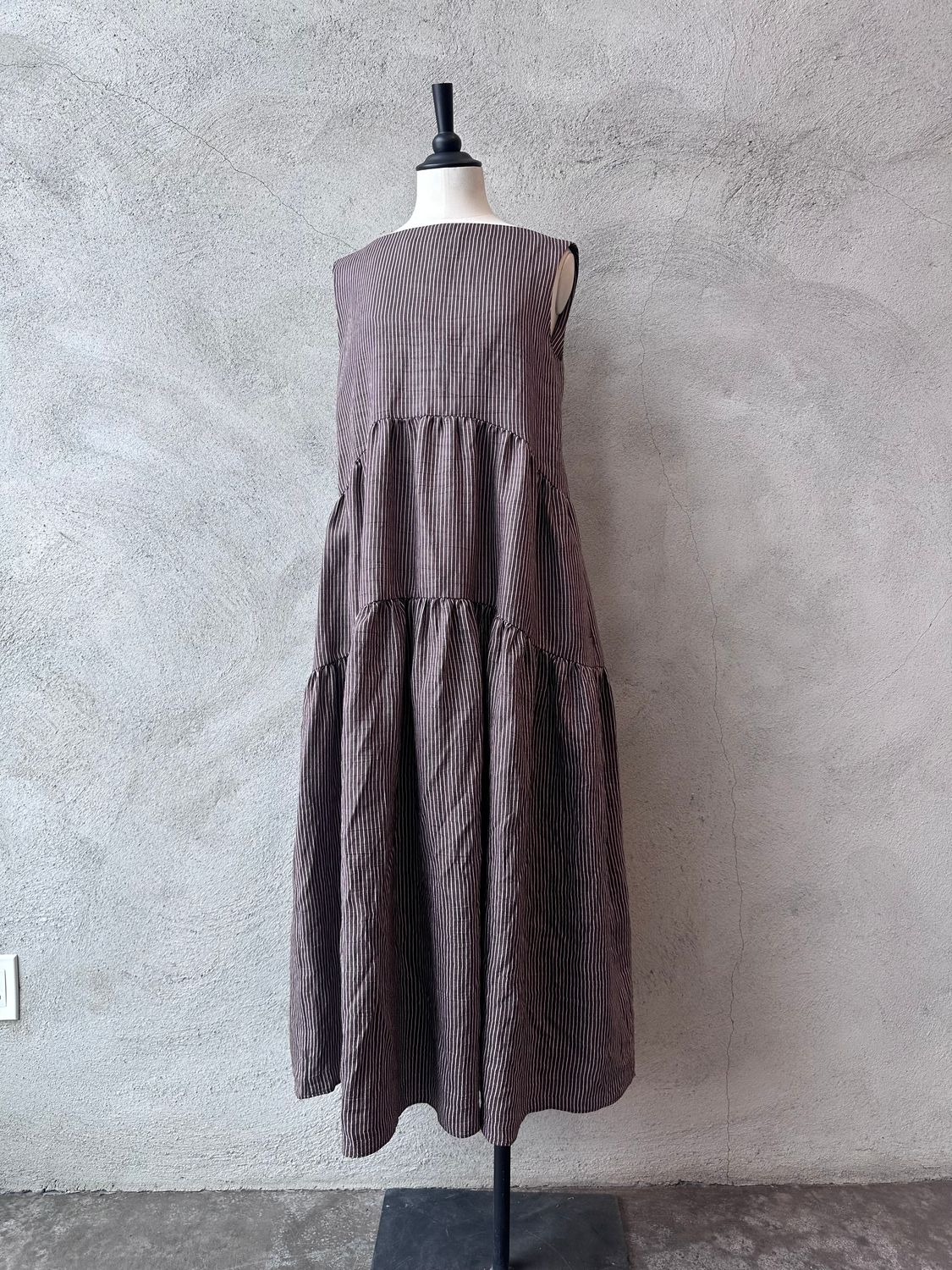 Neirami Long Wide Dress