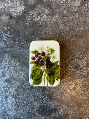 Vintage Tin Large