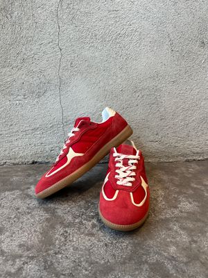 Alohas Leather Sneakers