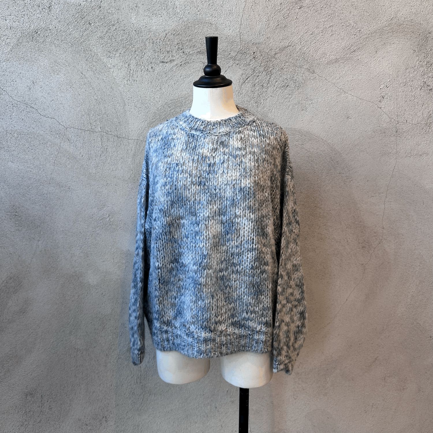 EA585 Pullover