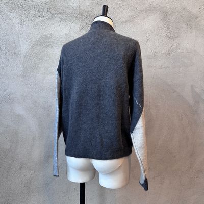 GB560 Pullover