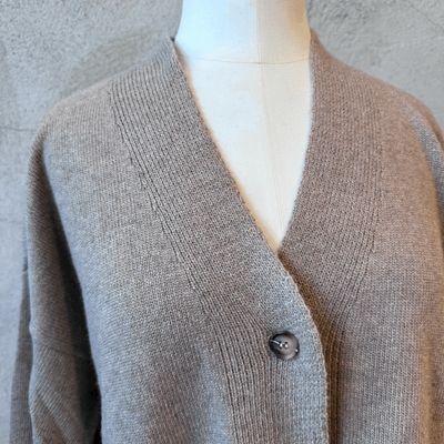 MO543 Cardigan