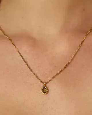 Lysia Dark Green Necklace