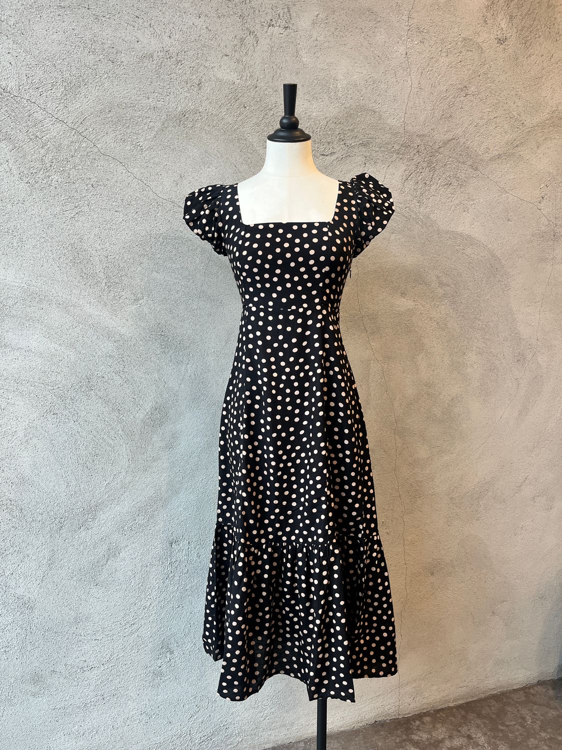 Junniper Midi Dress