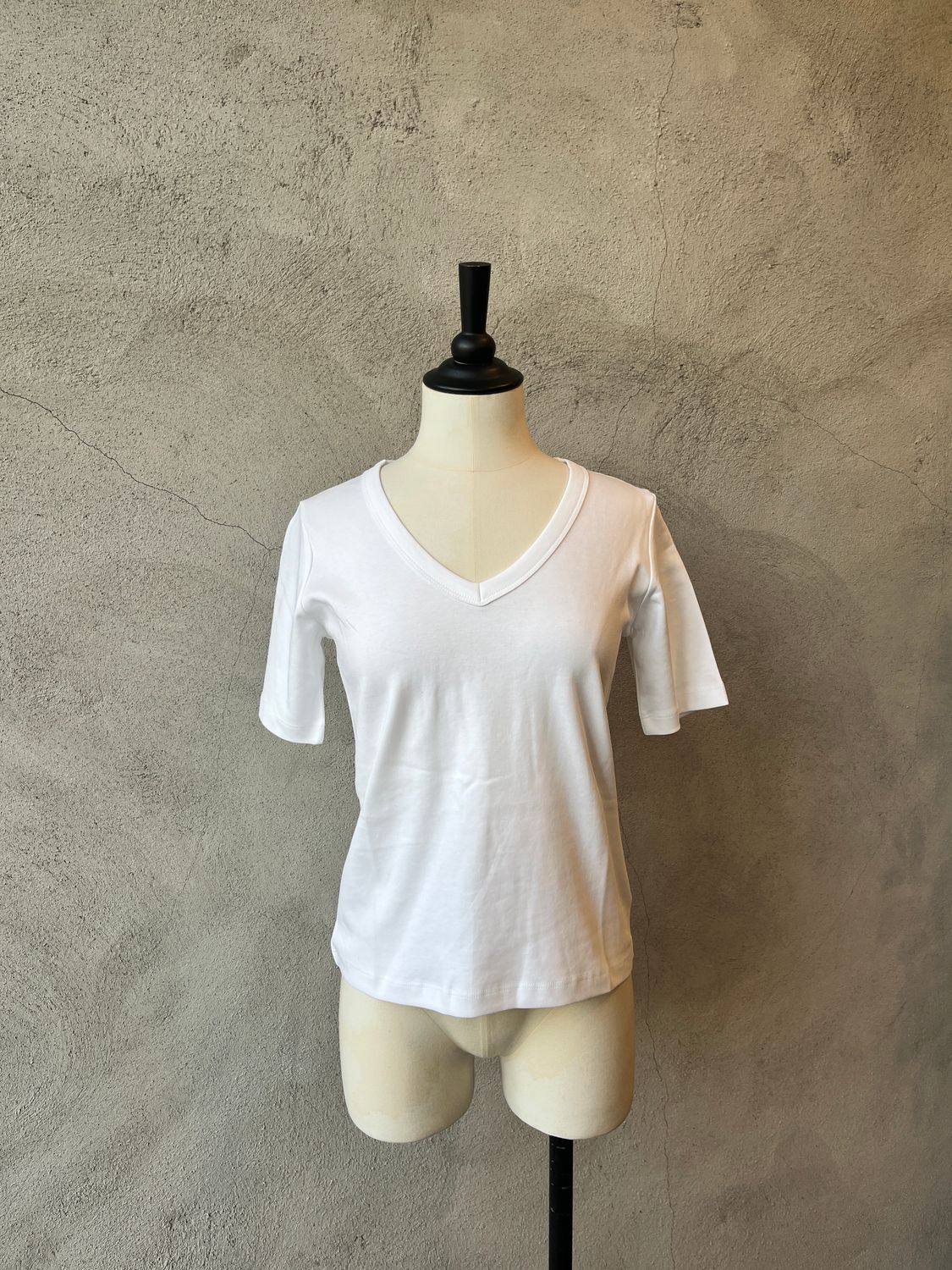 RatansaPW V-Neck TS