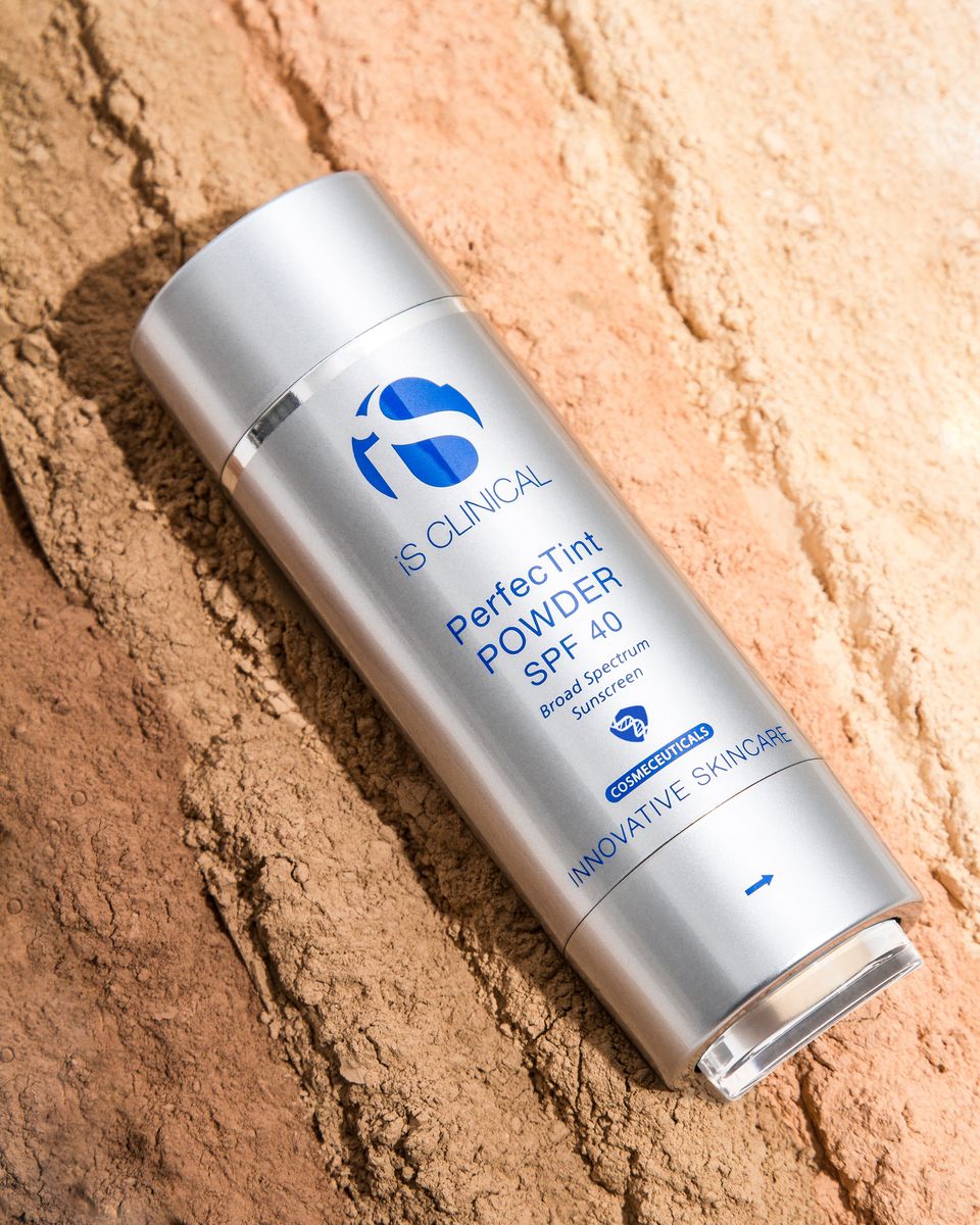 iS Clinical PerfecTint SPF40