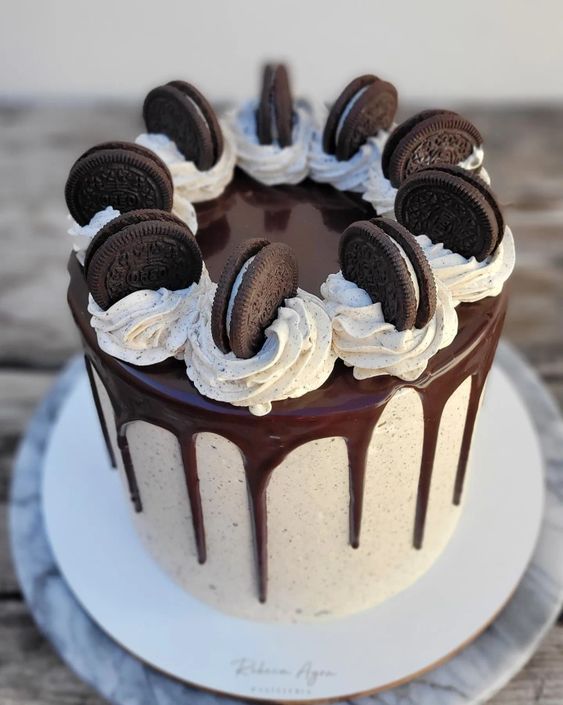 Cookies n Cream Cake