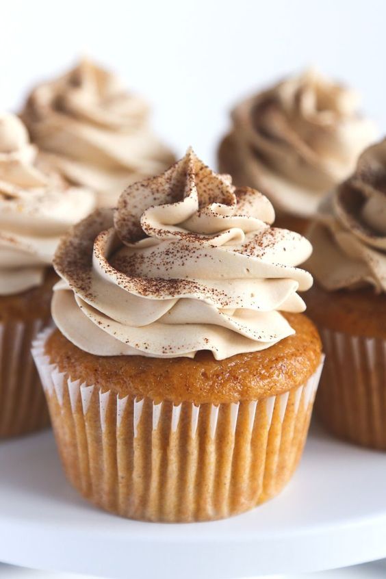 6 Pumpkin Spice Cupcake