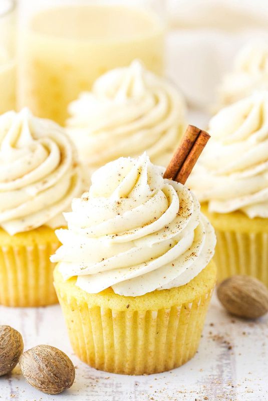 6 Egg Nog Cupcakes