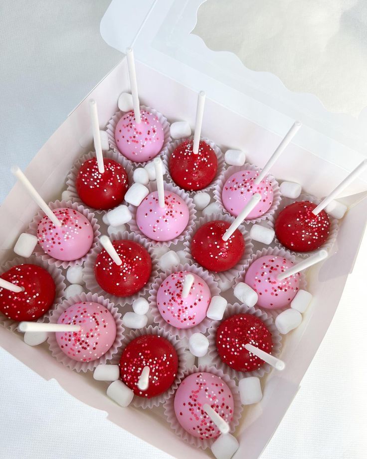 12 Valentines Pops