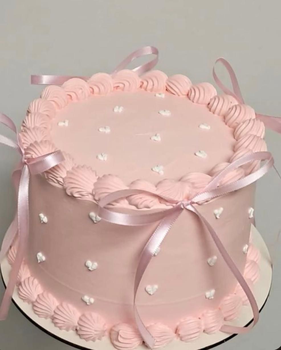 Bow and Heart Cake