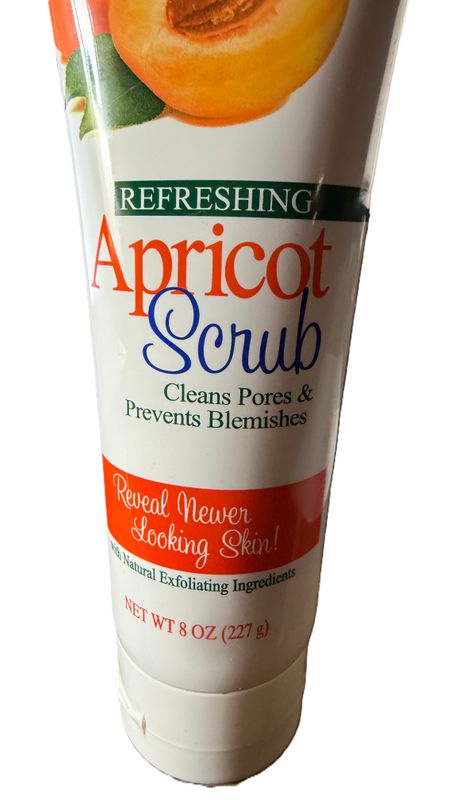 XTRACARE APRICOT SCRUB 227 G EXFOLIANTE DE DURAZNO REFRESCANTE