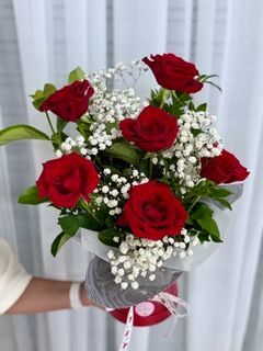 6 Red Rose Arrangement