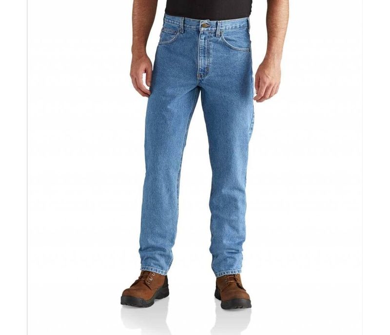 Straight/Traditional-Fit Tapered-Leg Jean