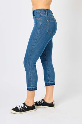 High Waisted Pull On Capri