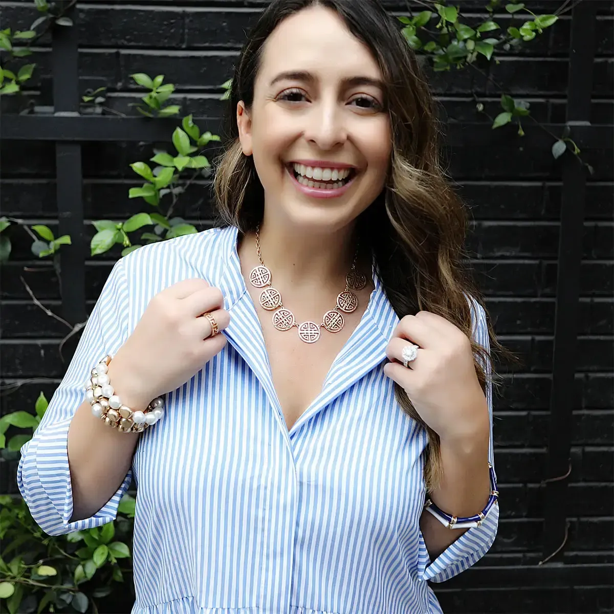 Aria Linked Greek Keys Necklace in Worn Gold